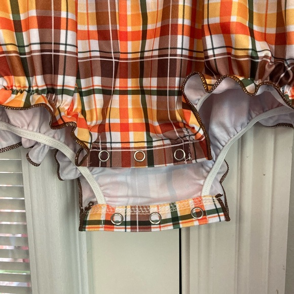 EUC brown white yellow orange pumpkin sleeveless bubble 12-18 months - Picture 2 of 6